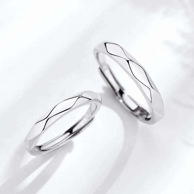 Модерен черно-бели пръстени С Геометрични неравности, Гладка двойка Регулируеми пръстени, Лекота на студентски украси за партита . ' - ' . 2